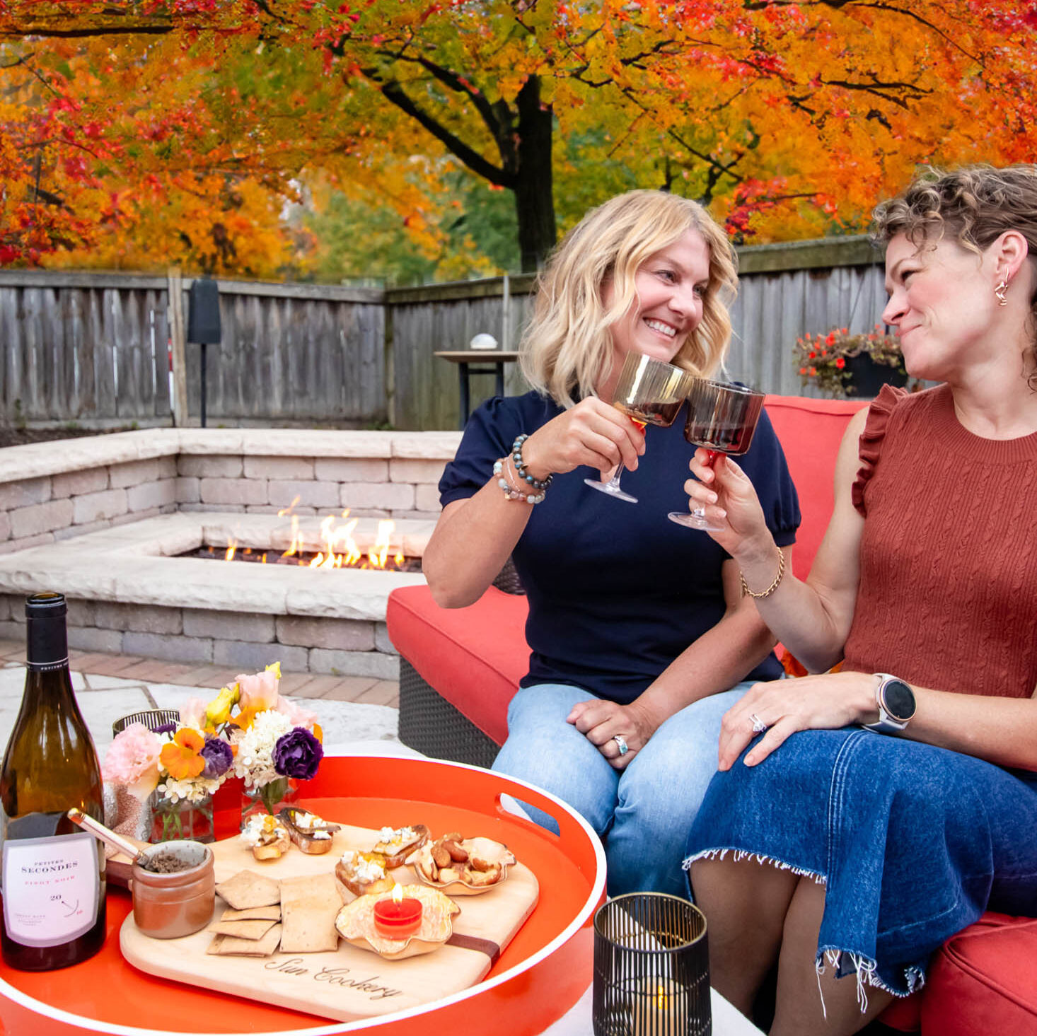fall-backyard-fire-pit-get-together-ideas